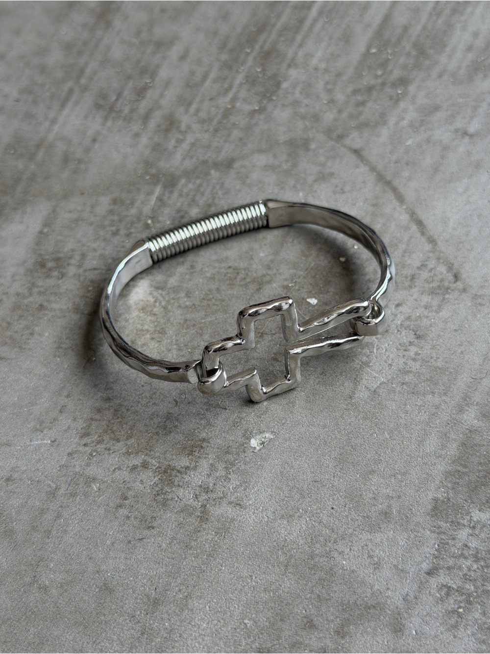 Men’s Silver Cross Cuff Bracelet - Polished Modern Style